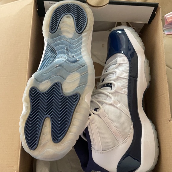 Air Jordan 11 Retro BG - Picture 4 of 4